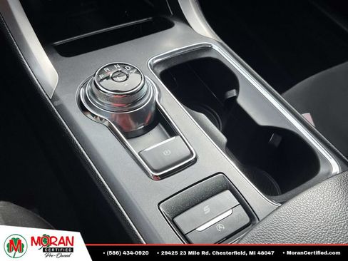 Used 2020 Ford Fusion SE FWD image 24