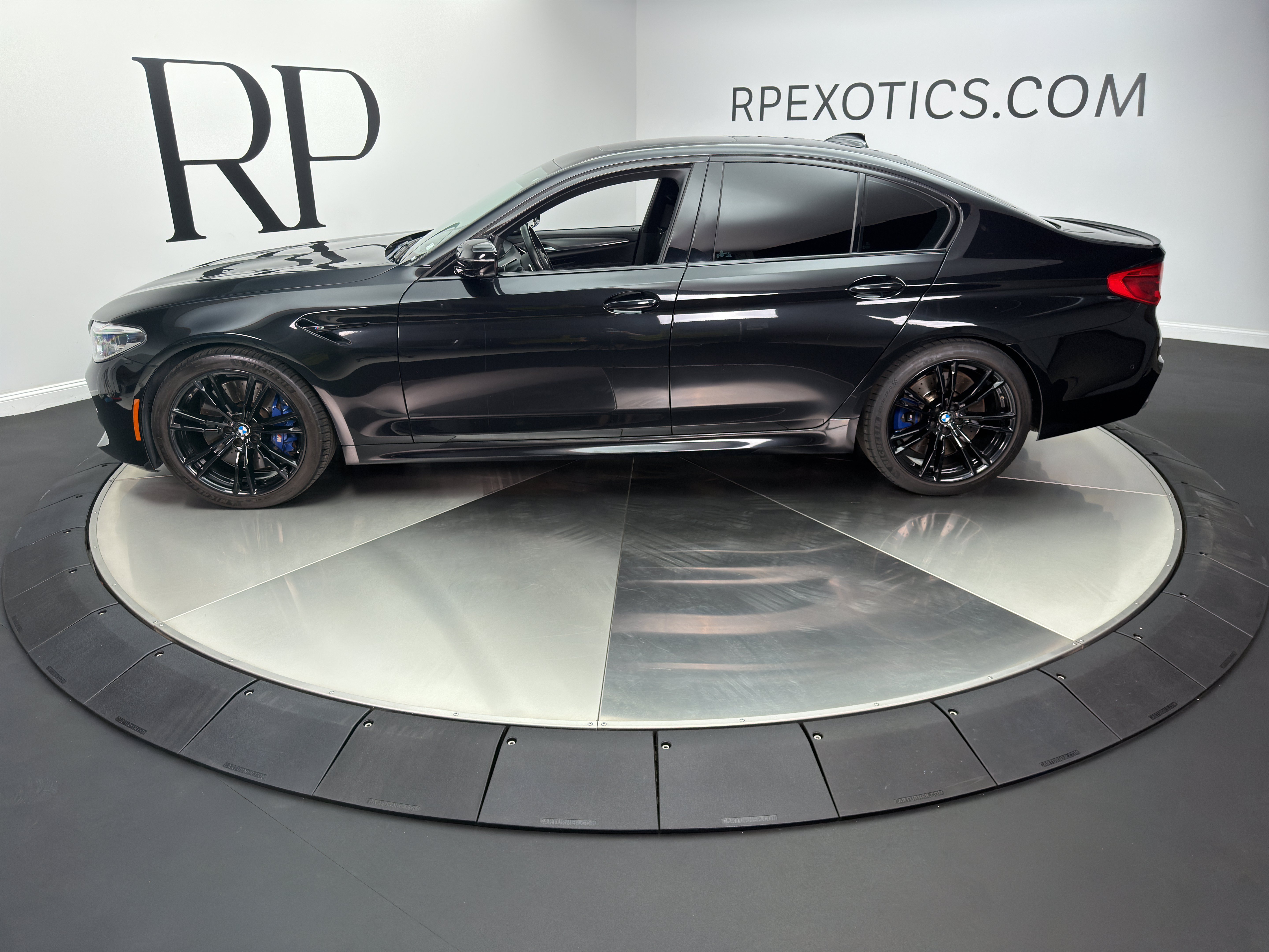 Used 2020 BMW M5 w/ Executive Package AWD/4WD image 3
