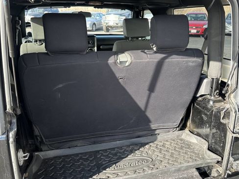 Used 2010 Jeep Wrangler Sport image 13