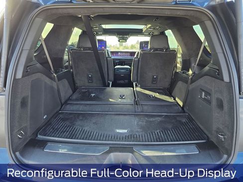 Used 2025 Cadillac Escalade Sport Platinum AWD/4WD image 31