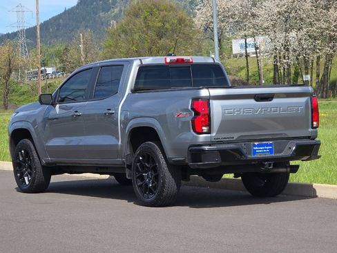 Used 2024 Chevrolet Colorado Z71 w/ LPO, Dark Essentials Package AWD/4WD image 5