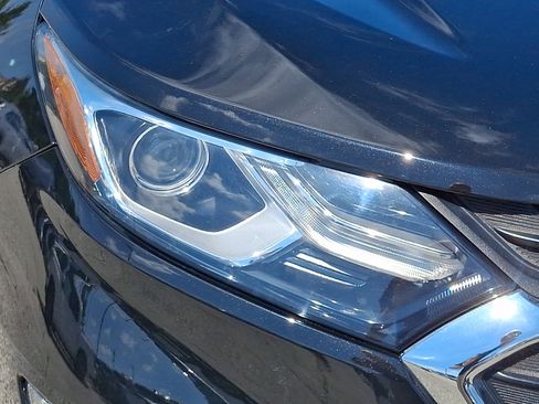 Used 2019 Chevrolet Equinox LT AWD/4WD image 10