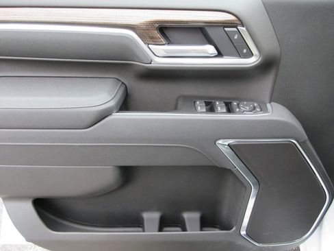 New 2026 Chevrolet Silverado 3500 LT image 25