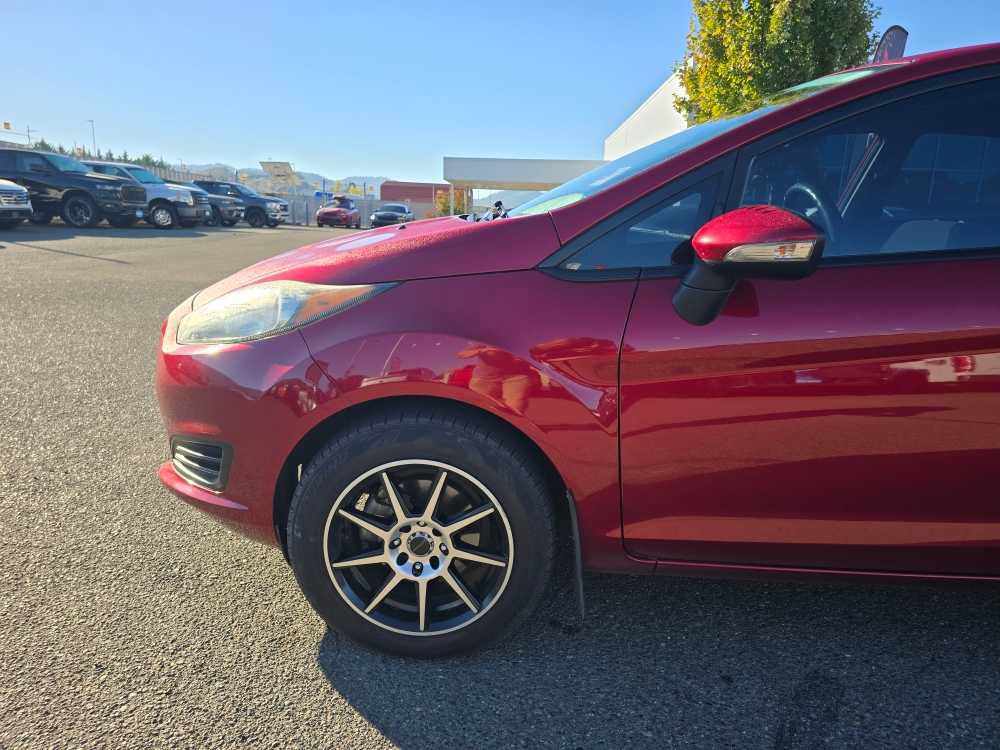 Used 2016 Ford Fiesta SE FWD image 6