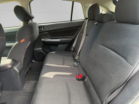 Used 2017 Subaru Crosstrek 2.0i Premium w/ Popular Package #1 AWD/4WD image 15