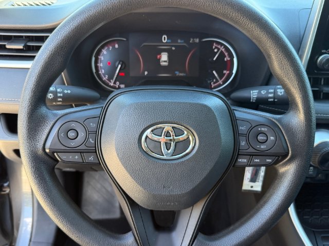 Used 2024 Toyota RAV4 LE FWD image 15