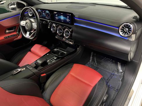 Used 2022 Mercedes-Benz A 220 w/ AMG Line image 29