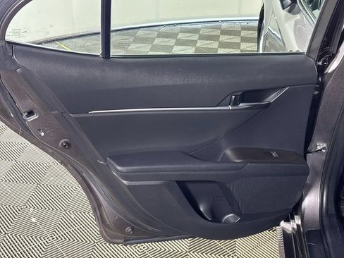 Used 2022 Toyota Camry LE FWD image 17