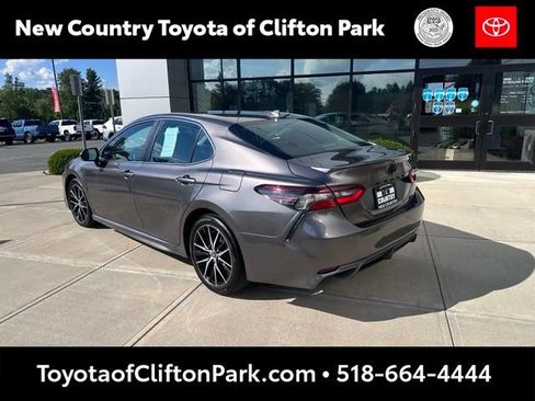Used 2024 Toyota Camry SE w/ Cold Weather Package AWD/4WD image 5