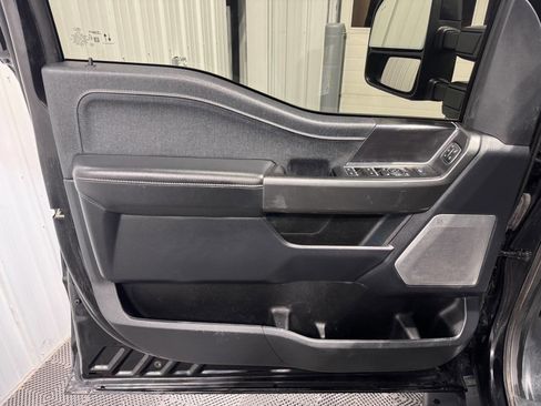 Used 2023 Ford F150 Lariat w/ Equipment Group 502A High image 8