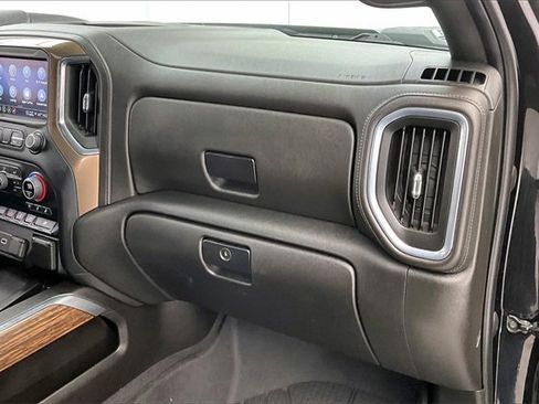 Used 2022 Chevrolet Silverado 3500 High Country image 18