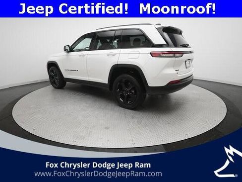 Certified 2023 Jeep Grand Cherokee Altitude image 12