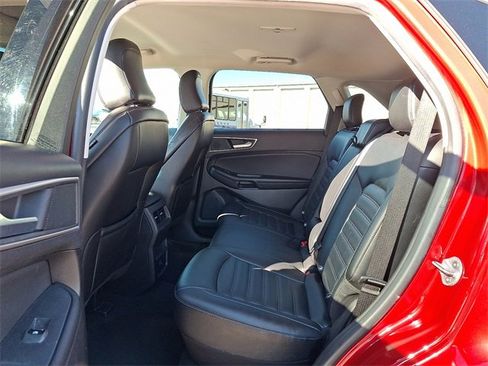 Used 2023 Ford Edge SEL image 10