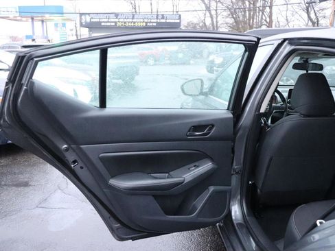 Used 2024 Nissan Altima 2.5 SV image 23