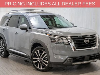 Used 2023 Nissan Pathfinder Platinum w/ Lighting Package (N93)