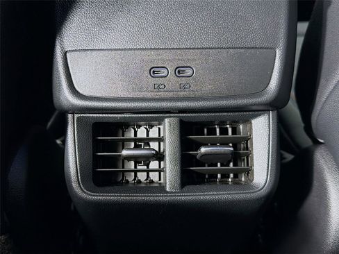 Used 2025 Chevrolet Equinox RS image 24