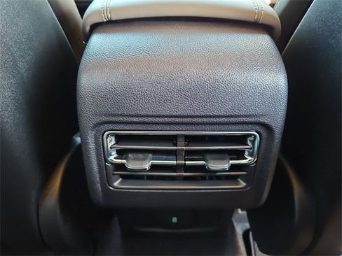 Used 2023 Lincoln Corsair Standard 4D Sport Utility image 26