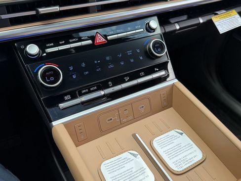 New 2026 Hyundai Santa Fe Calligraphy image 19