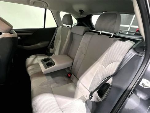 Used 2022 Subaru Outback Premium AWD/4WD image 28