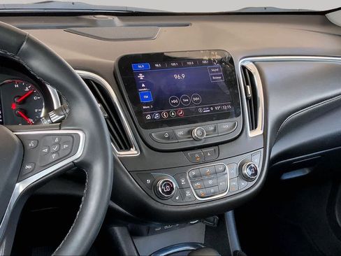 Used 2023 Chevrolet Malibu LT w/ Driver Confidence Package FWD image 7