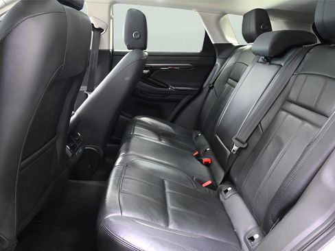 Used 2020 Land Rover Range Rover Evoque SE AWD/4WD image 15