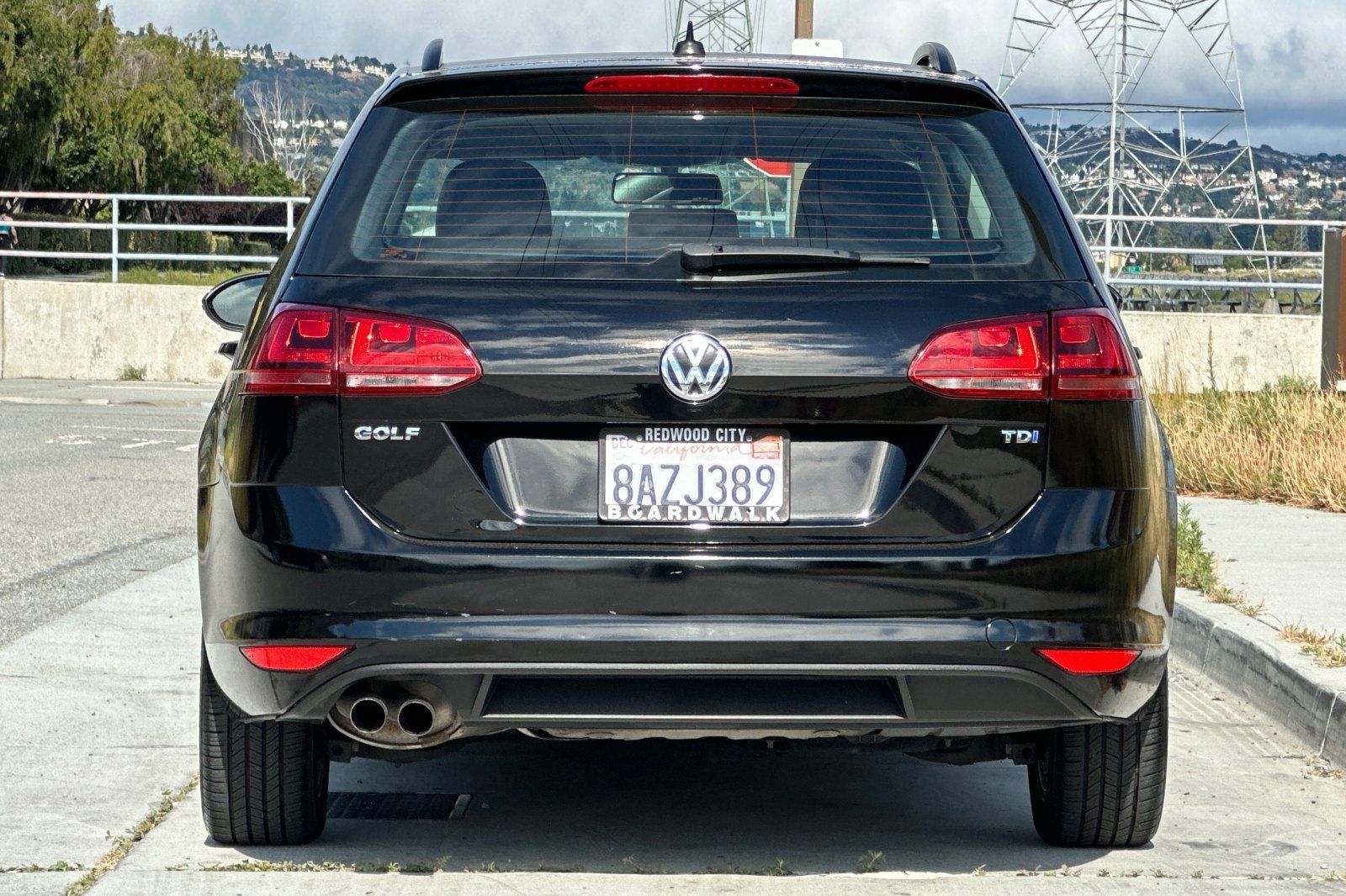 Used 2015 Volkswagen Golf TDI S FWD image 5
