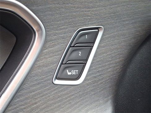 Certified 2025 Acura RDX SH-AWD w/ Advance Package image 27