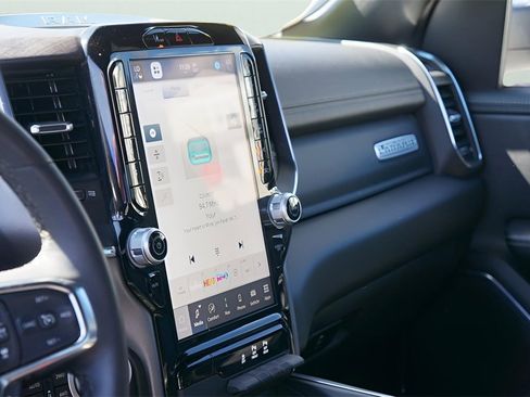 Used 2025 RAM 1500 Laramie image 16