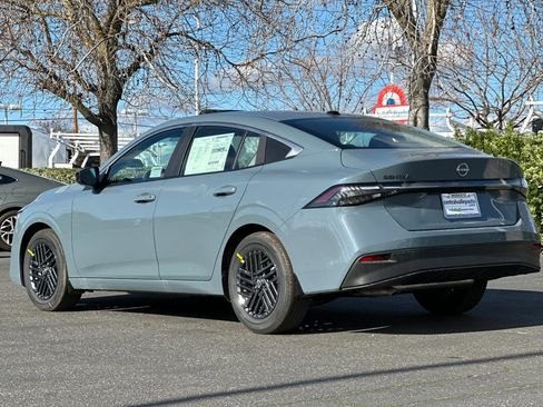 New 2026 Nissan Sentra SV w/ SV Convenience Package FWD image 6