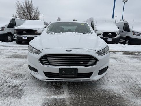 Used 2015 Ford Fusion S image 3