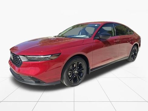 New 2025 Honda Accord SE image 3