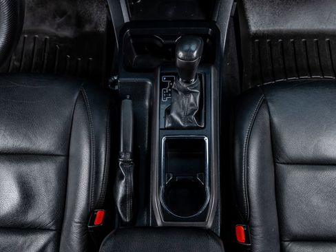 Used 2019 Toyota Tacoma TRD Off-Road image 26