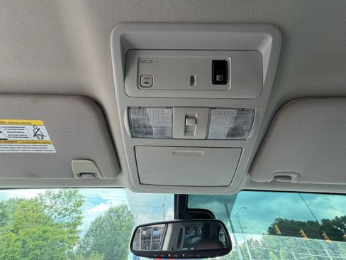 Used 2016 Nissan Titan Platinum Reserve AWD/4WD image 18