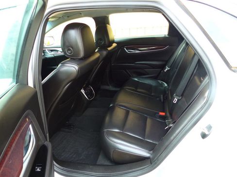 Used 2017 Cadillac XTS Luxury image 37