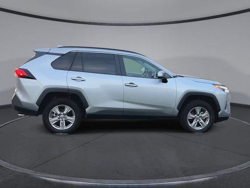 Used 2023 Toyota RAV4 XLE w/ Convenience Package FWD image 9