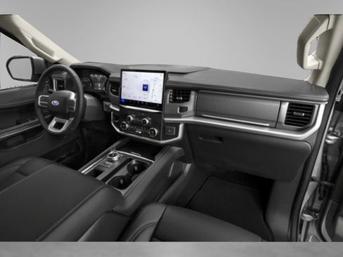 Used 2024 Ford Expedition XLT image 12
