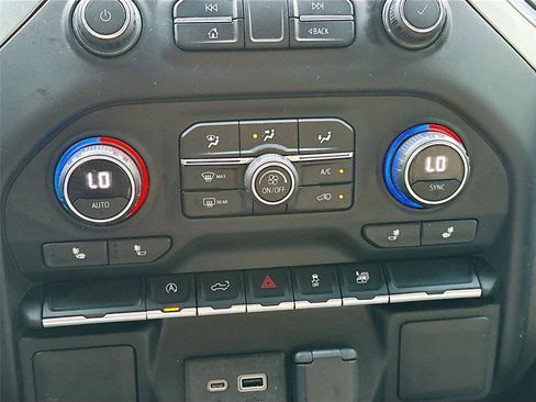 Used 2020 Chevrolet Silverado 1500 LT w/ All-Star Edition RWD image 15