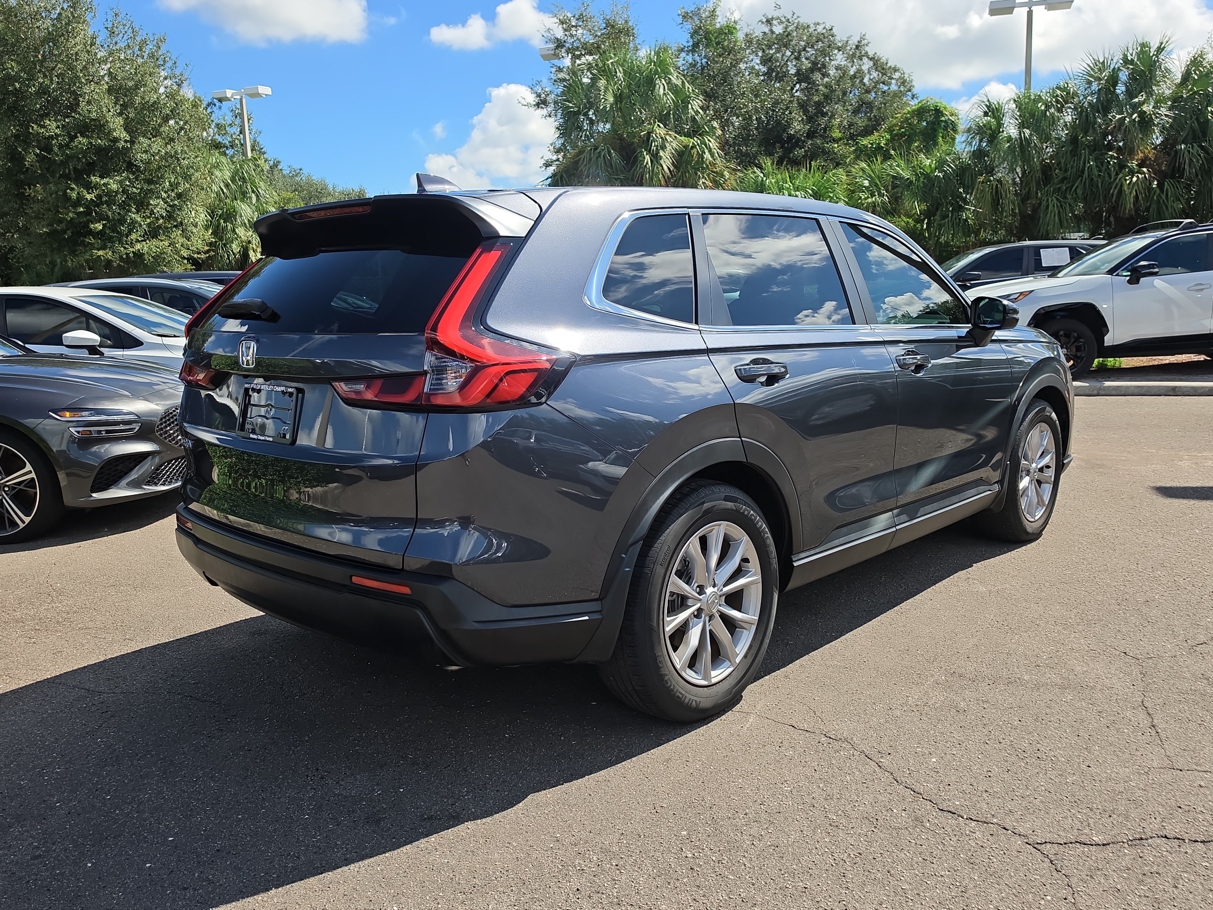 Used 2024 Honda CR-V EX image 8