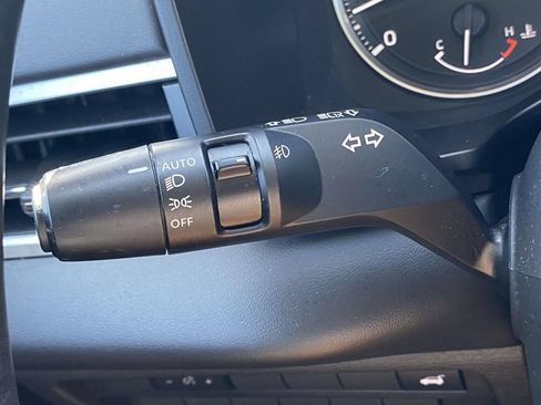 Used 2024 Mitsubishi Outlander SE FWD image 22