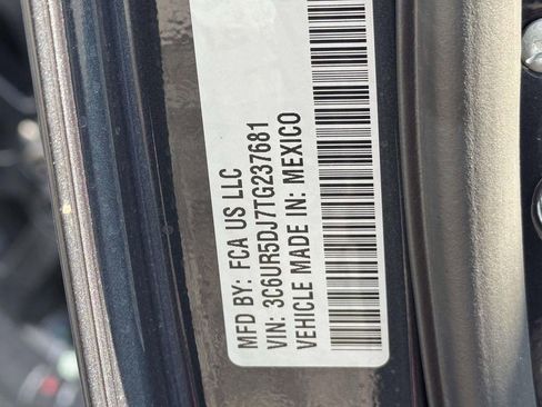 New 2026 RAM 2500 Big Horn image 32