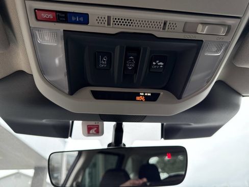 Used 2023 Subaru Forester Limited image 18