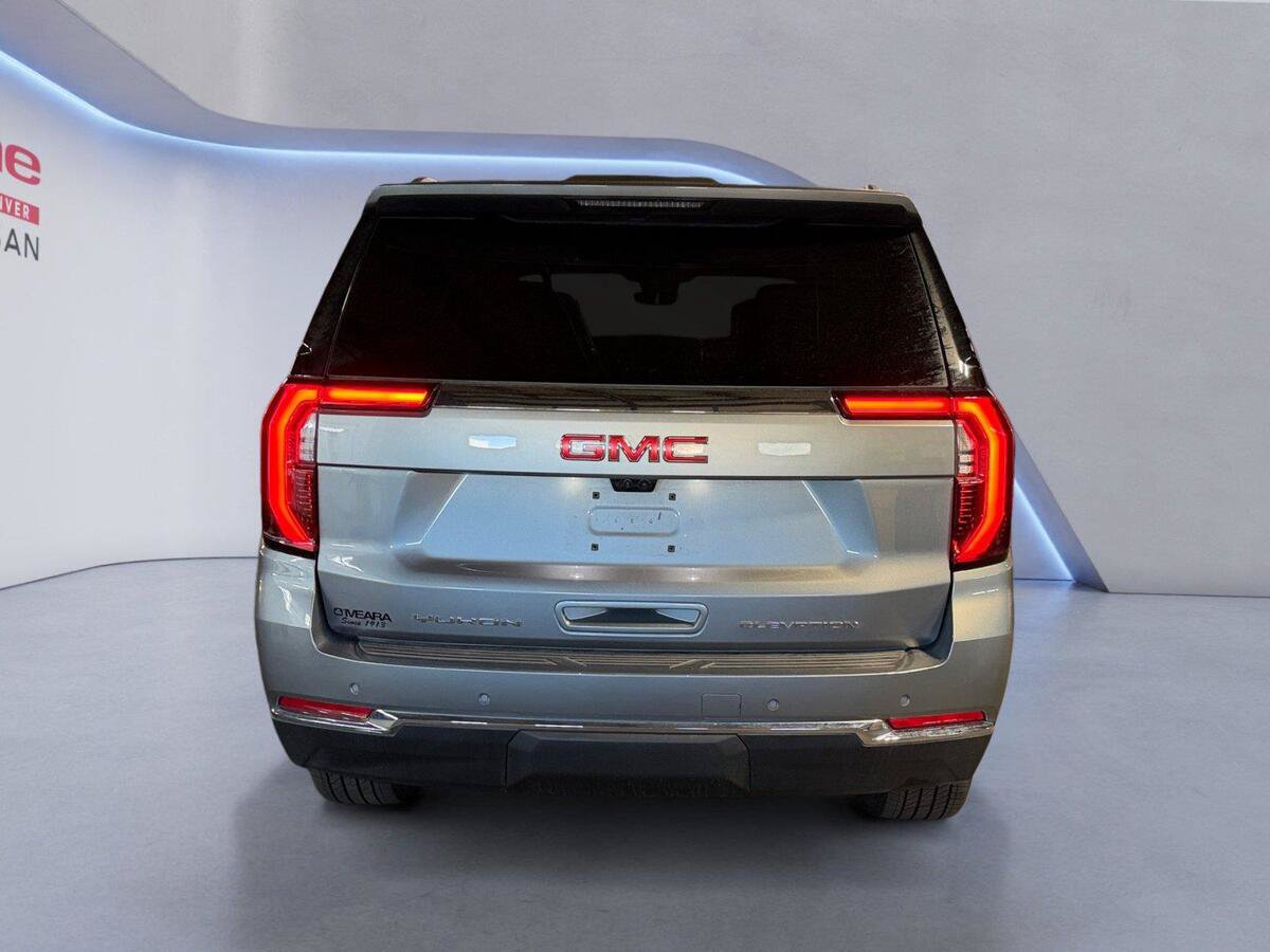 Used 2026 GMC Yukon Elevation w/ Elevation Premium Package AWD/4WD image 4