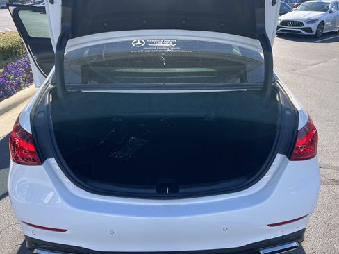 Used 2025 Mercedes-Benz C 300 Sedan image 34