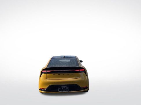 New 2026 Toyota Prius Plug-In Hybrid image 4