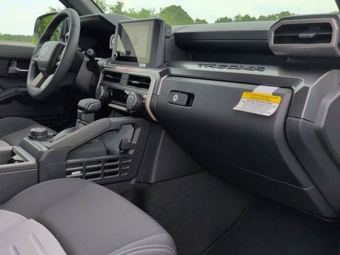 New 2026 Toyota Tacoma TRD Off-Road AWD/4WD image 30