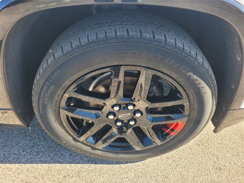 Certified 2023 Chevrolet Traverse Premier w/ Redline Edition image 20