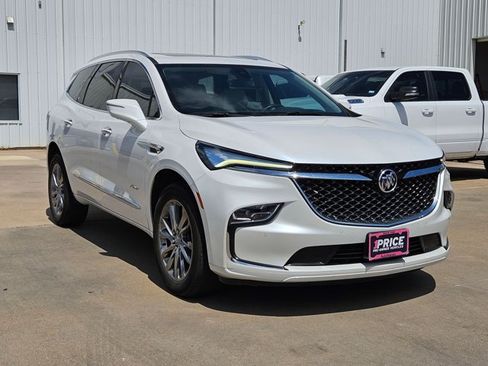 Used 2023 Buick Enclave Avenir w/ Avenir Technology Package FWD image 3