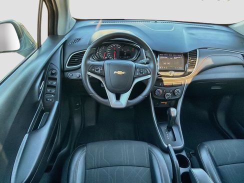 Used 2022 Chevrolet Trax LT w/ Sport Edition AWD/4WD image 21