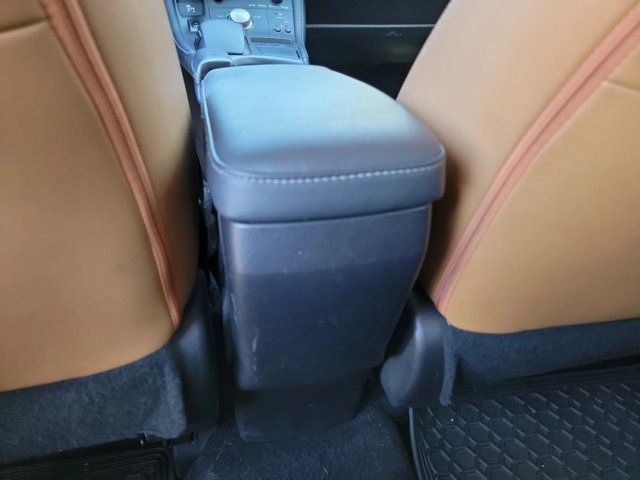 Used 2013 Lexus CT 200h w/ Premium Pkg w/Navigation FWD image 19