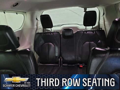 Used 2018 Chrysler Pacifica Touring-L image 52